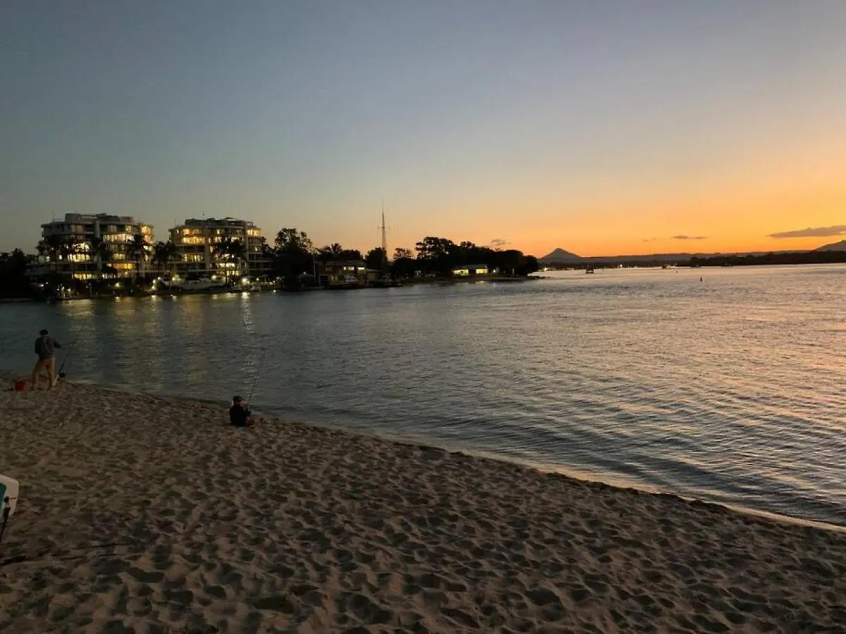 26 Quamby Place By The Water Apartment Noosa Heads 0*,  Australia